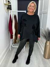Load image into Gallery viewer, Loretta top - 4 colours
