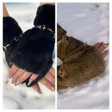 Load image into Gallery viewer, Caprice Gloves - 2 colours
