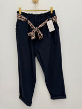 Load image into Gallery viewer, Cathy magic trousers - 8 colours
