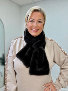 Load image into Gallery viewer, Tiffany Scarf
