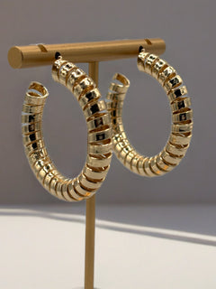 Load image into Gallery viewer, Sadie Earrings
