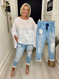 Load image into Gallery viewer, Honey Magic Jeans
