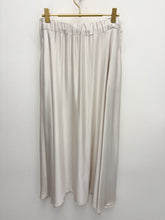 Load image into Gallery viewer, Bunny skirt - 8 colours
