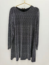 Load image into Gallery viewer, Twinkle dress - 2 colours, 4 sizes
