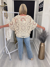 Load image into Gallery viewer, Kim top - 2 colours
