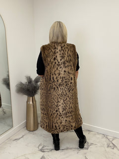 Load image into Gallery viewer, Fiona Gilet
