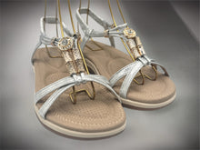 Load image into Gallery viewer, Linda sandals - silver
