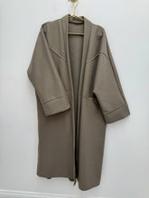 Load image into Gallery viewer, Clare coat - 7 colours
