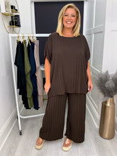 Load image into Gallery viewer, Connie co-ord - 5 colours
