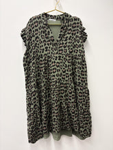 Load image into Gallery viewer, Piper dress
