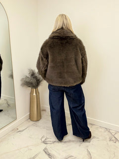 Load image into Gallery viewer, Cherie Reversible Coat
