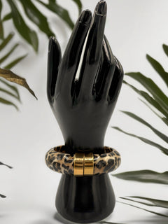 Load image into Gallery viewer, Maia Bangle
