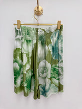 Load image into Gallery viewer, Poppy shorts - 5 colours
