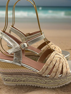 Load image into Gallery viewer, Chloe wedges

