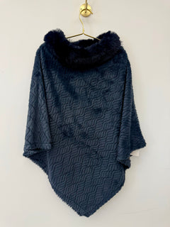 Load image into Gallery viewer, Amara poncho
