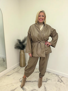 Load image into Gallery viewer, Shania jacket
