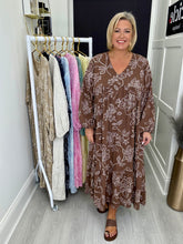 Load image into Gallery viewer, Lara dress - 9 colours

