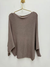 Load image into Gallery viewer, Yvonne jumper - 18 colours

