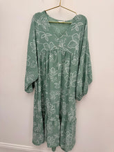 Load image into Gallery viewer, Lara dress - 9 colours
