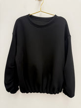 Load image into Gallery viewer, Tara sweatshirt - 6 colours
