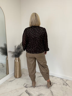 Load image into Gallery viewer, Jilly Top - 3 sizes
