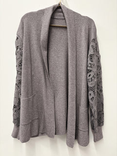 Load image into Gallery viewer, Becky cardigan
