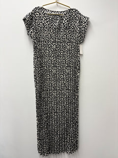 Load image into Gallery viewer, Cathy dress
