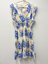 Load image into Gallery viewer, Saskia dress
