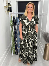 Load image into Gallery viewer, Heather dress - 4 colours
