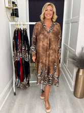 Load image into Gallery viewer, Lauren dress - 6 colours
