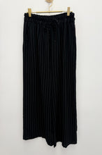 Load image into Gallery viewer, Piper trousers - 4 colours
