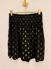 Load image into Gallery viewer, Saskia shorts - 5 colours
