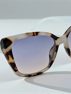Load image into Gallery viewer, Zara Sunglasses
