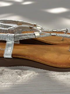 Load image into Gallery viewer, Yasmin sandals - silver
