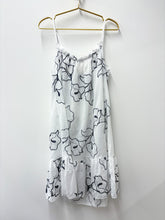 Load image into Gallery viewer, Sheila dress
