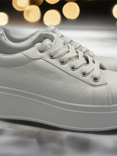 Load image into Gallery viewer, Lisa Trainers - white &amp; silver
