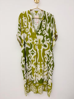 Load image into Gallery viewer, Kirsty dress
