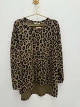 Load image into Gallery viewer, Karen top - 4 colours
