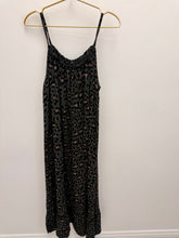 Load image into Gallery viewer, Susan dress - 3 colours
