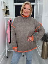 Load image into Gallery viewer, Polly jumper - 4 colours
