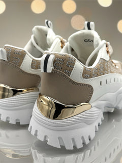 Load image into Gallery viewer, Jordan trainers
