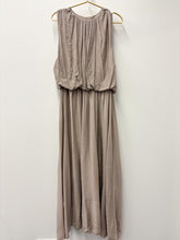 Load image into Gallery viewer, Freya dress
