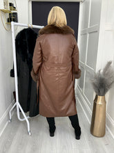 Load image into Gallery viewer, Julia coat - 2 colours, 4 sizes
