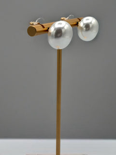 Load image into Gallery viewer, Josie Earrings
