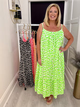 Load image into Gallery viewer, Oasis dress - 4 colours
