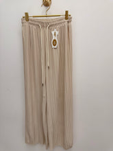 Load image into Gallery viewer, Trudy trousers - 9 colours
