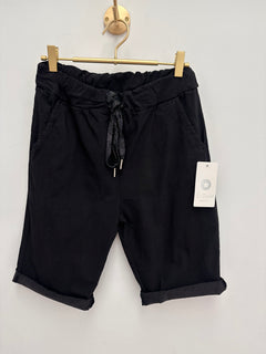 Load image into Gallery viewer, Sasha magic shorts
