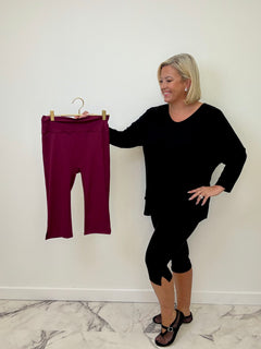 Load image into Gallery viewer, Esme Capri Leggings- 2 Sizes
