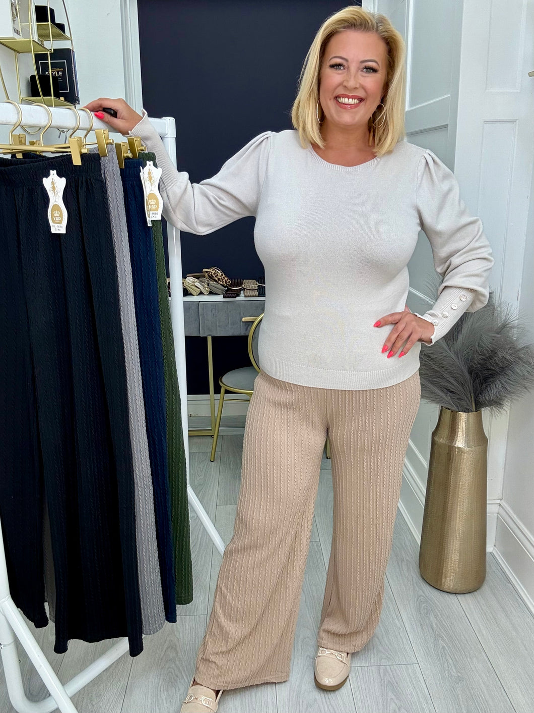 Drew trousers - 5 colours, 2 sizes