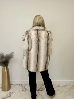 Load image into Gallery viewer, Louisa Gilet
